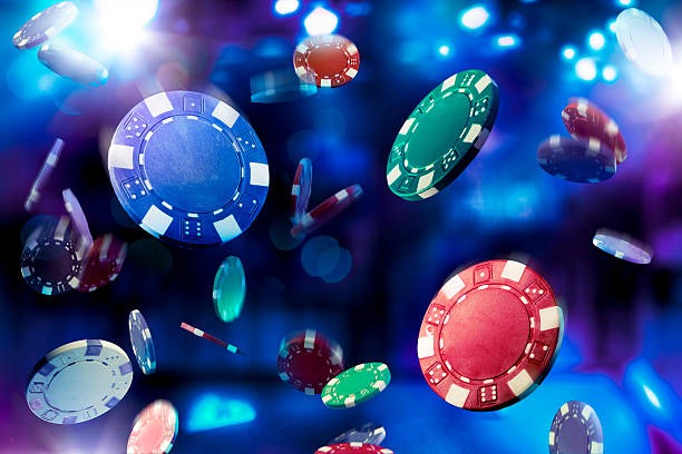 Baccarat betting interface on h5 luxury88 showing chip placement and road map